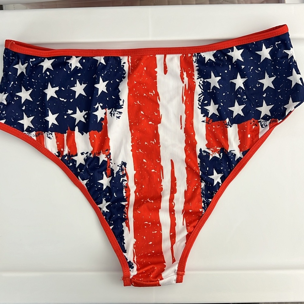Plus Size American Flag Stars Stripes High Waisted Bikini Set - Picture 5 of 10